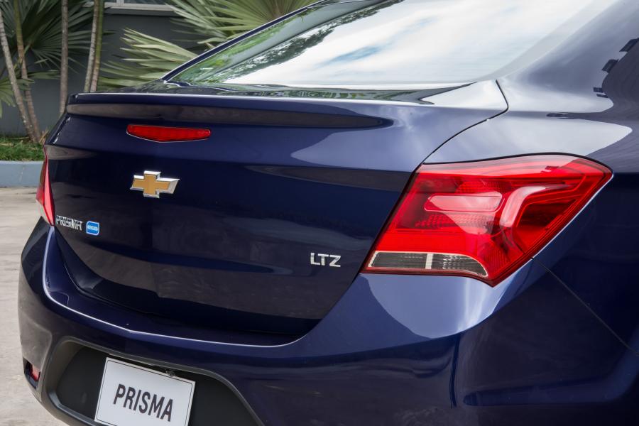 Детали экстерьера Chevrolet Prisma 2016 года  (фото 38 из 40)